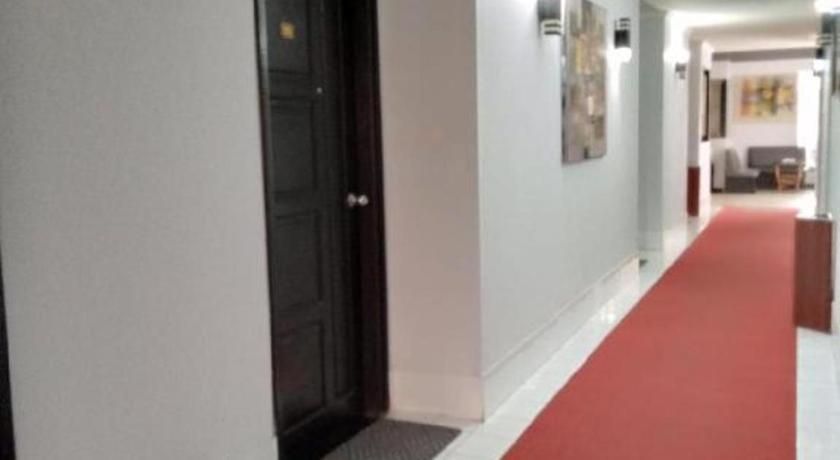Hotel K77 Dumai Buitenkant foto