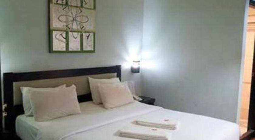Hotel K77 Dumai Buitenkant foto